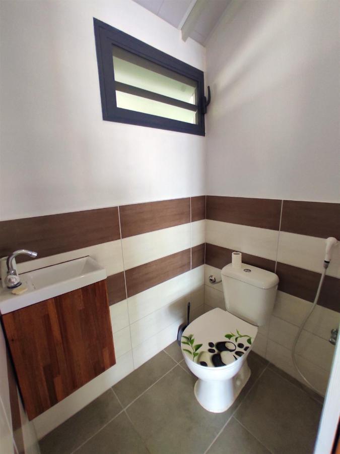 Tahiti - Taharaa Beach Bungalow Arue  Extérieur photo
